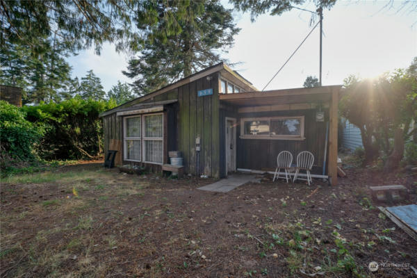 639 S BEACH RD, POINT ROBERTS, WA 98281 - Image 1