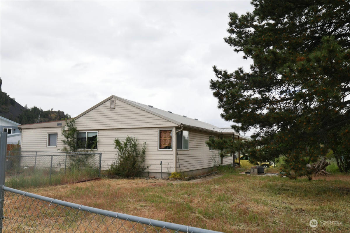 21943 NUCOULEE BLVD, GRAND COULEE, WA 99133, photo 1 of 22