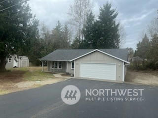 5631 E GRAPEVIEW LOOP RD, ALLYN, WA 98524, photo 2 of 32