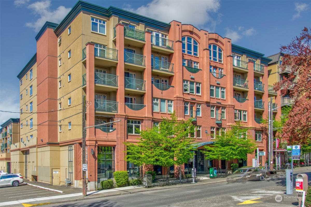 123 QUEEN ANNE AVE N APT 305, SEATTLE, WA 98109, photo 1 of 29
