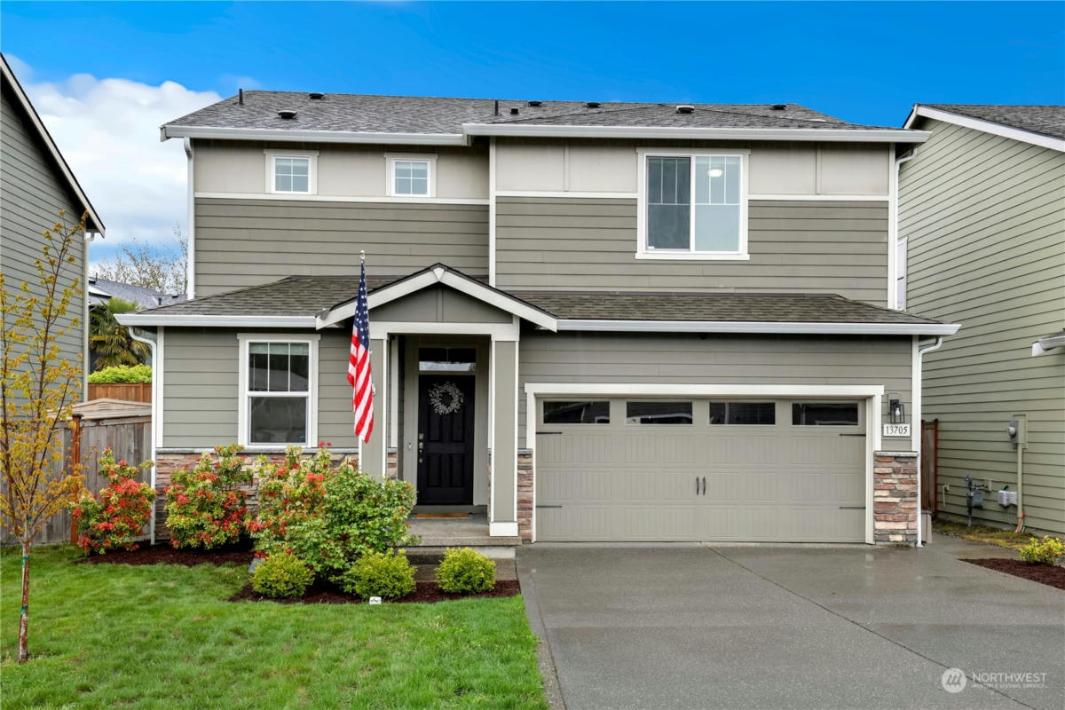 13705 67TH AVE E, Puyallup, WA 98373 Single Family Residence For 