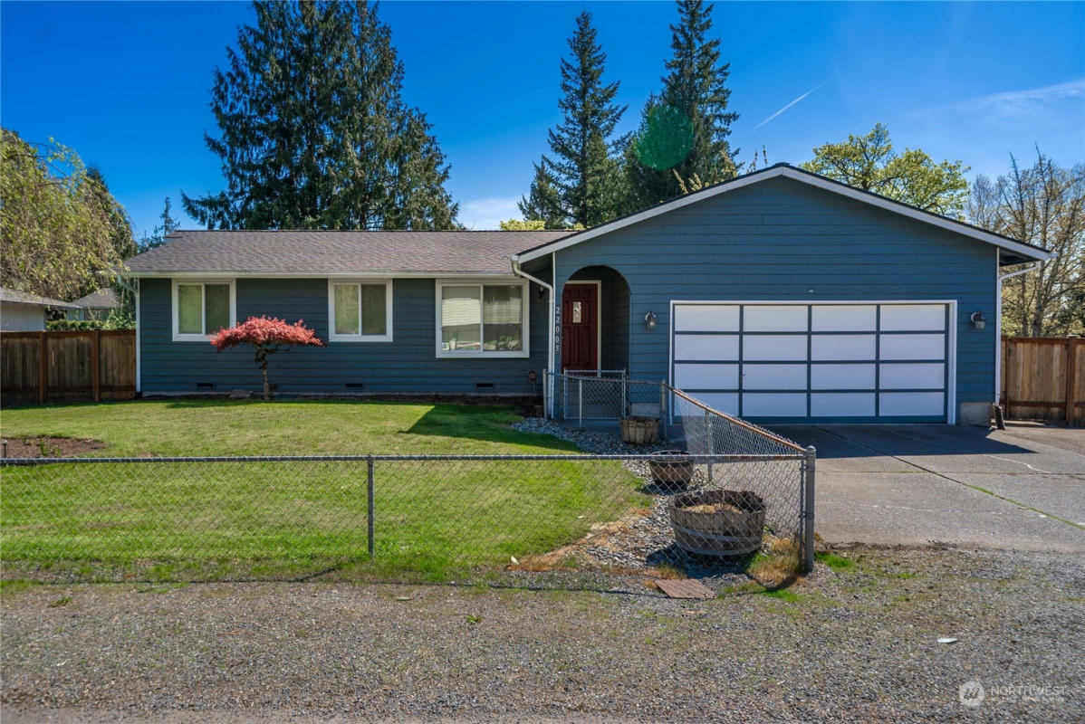 22005 SE 270TH ST, MAPLE VALLEY, WA 98038, photo 1 of 38