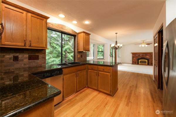 1083 GOAT TRAIL LOOP RD, MUKILTEO, WA 98275, photo 4 of 27