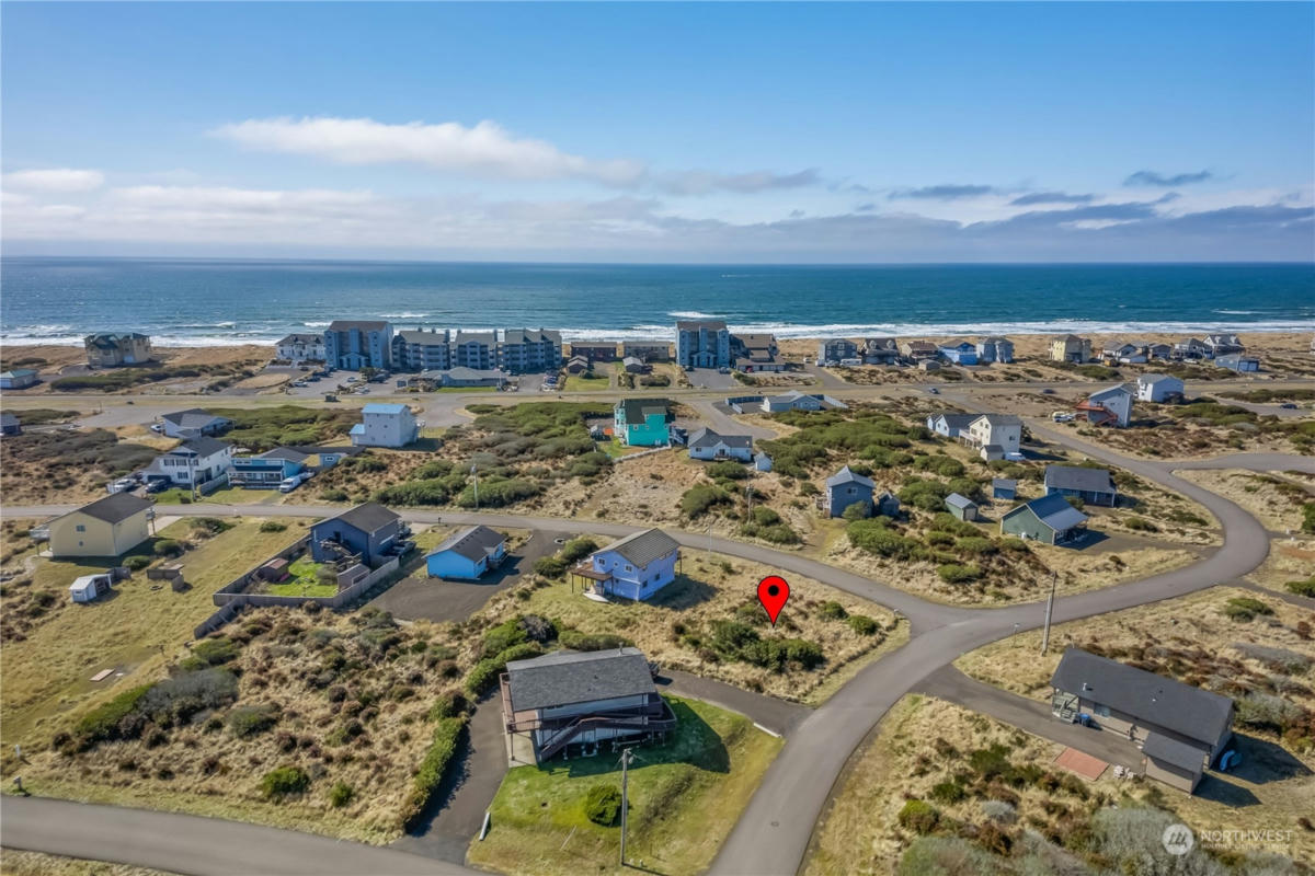 1300 N JETTY AVE SW, OCEAN SHORES, WA 98569, photo 1 of 6