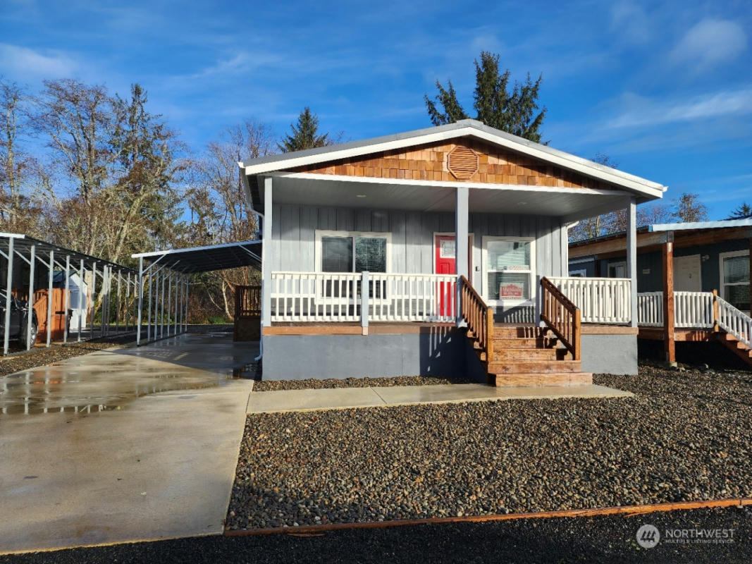 2010 BROADWAY AVE UNIT 4, HOQUIAM, WA 98550, photo 1 of 25