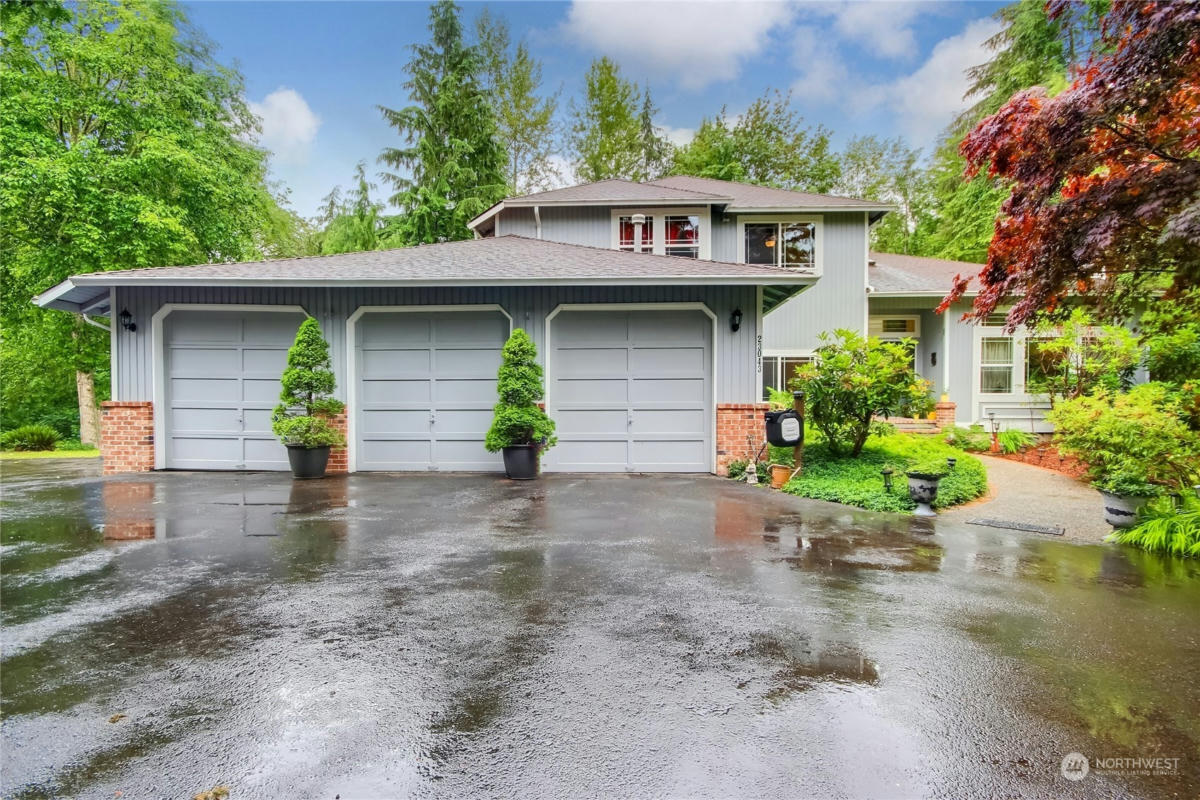 23043 265TH PL SE, MAPLE VALLEY, WA 98038, photo 1 of 40