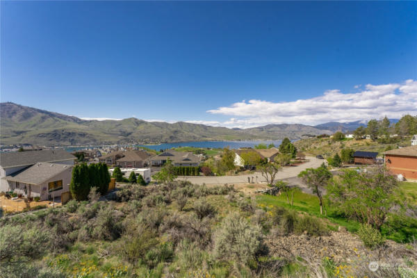 125 LONG DR, CHELAN, WA 98816, photo 2 of 25