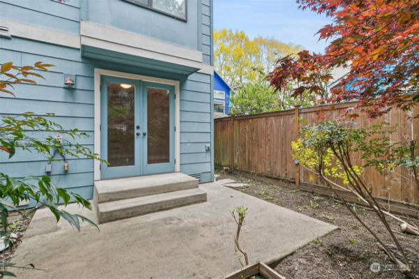 728 26TH AVE S # A, SEATTLE, WA 98144, photo 4 of 38
