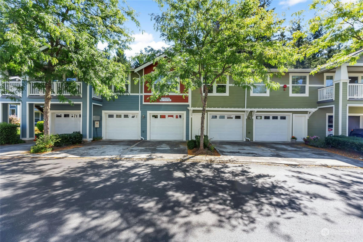 10620 221ST LN NE UNIT 202, REDMOND, WA 98053, photo 1 of 36