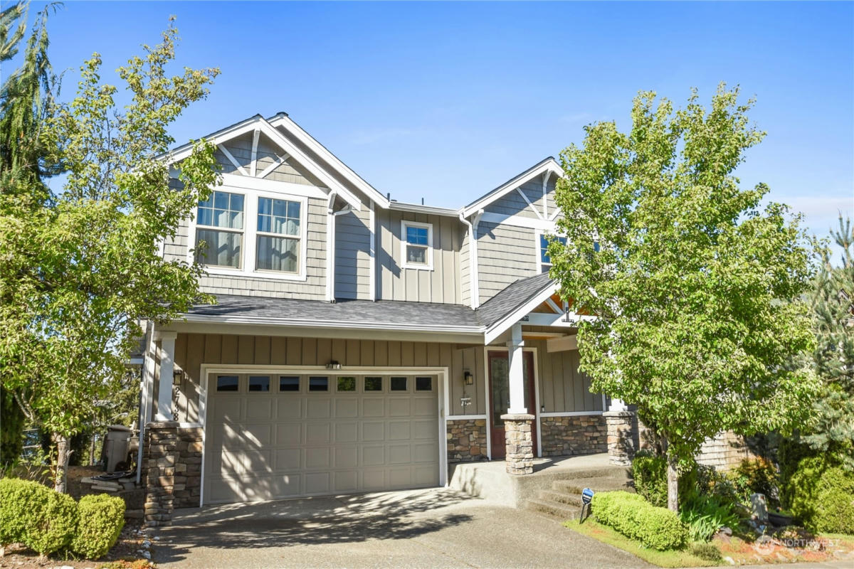 2738 NW PINE CONE PL, ISSAQUAH, WA 98027, photo 1 of 36